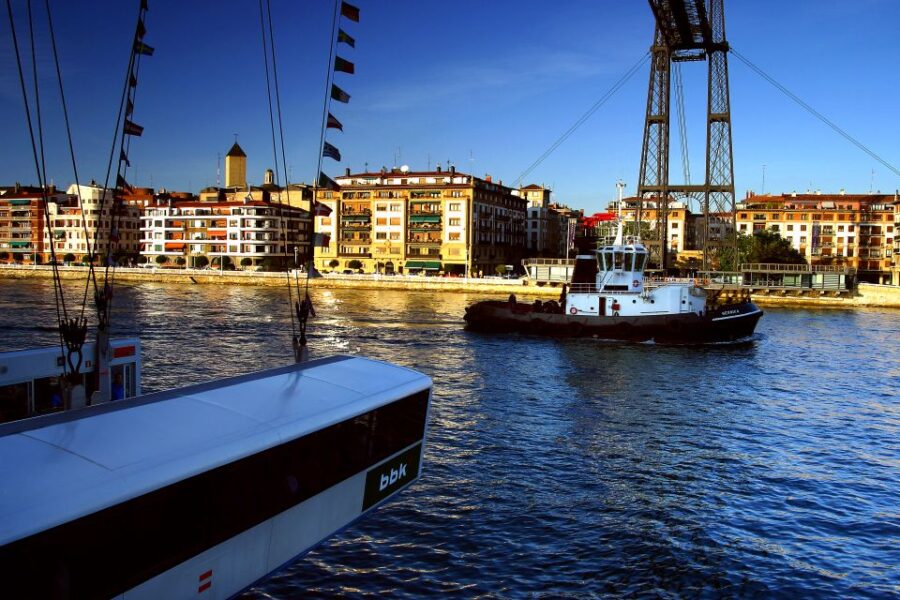 From Bilbao: Vizcaya Bridge, Gaztelugatxe, Bermeo & Gernika