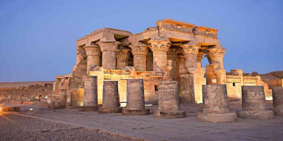 From Cairo: 4-Day Nile Cruise to Luxor/ Balloon, Flights  