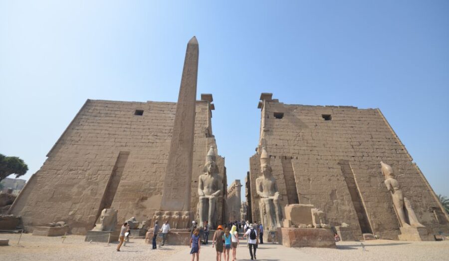 From Cairo: Luxor & Hot Air Balloon Private Trip by Plane