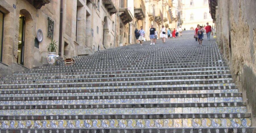 From Catania: Caltagirone & Piazza Armerina Tour With Brunch