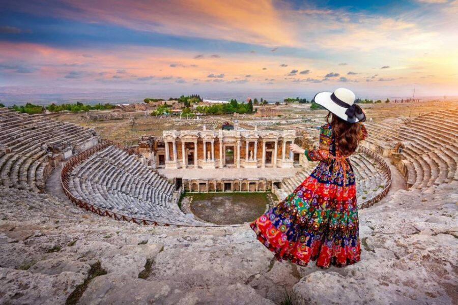 From Cesme: Private Pamukkale Day Trip With Lunch