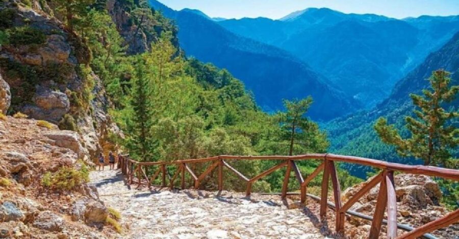 From Chania: Samariá Gorge Guided Hike