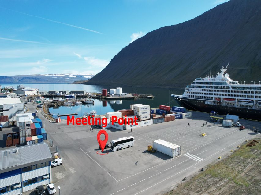 From Isafjordur: Dynjandi Waterfall Guided Day Trip by Bus