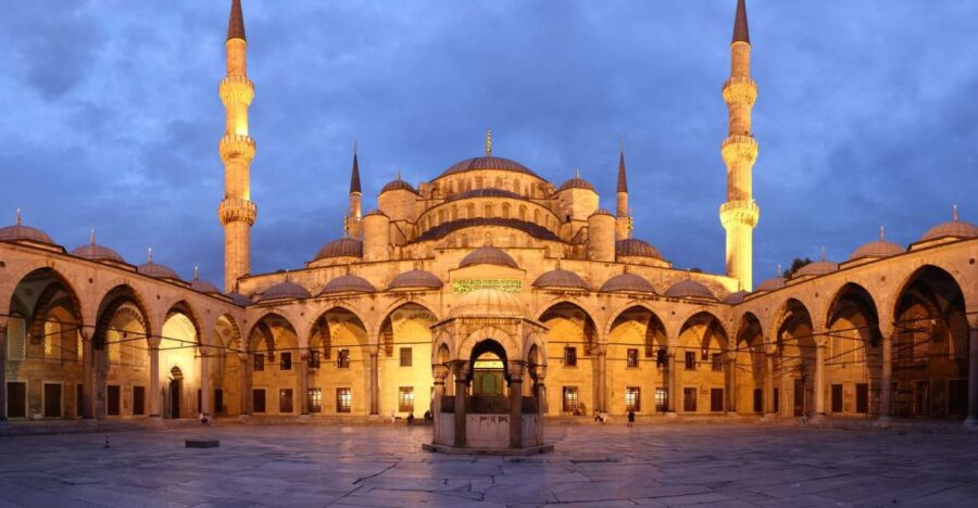 From Istanbul: Hagia Sophia, Ephesus, Pamukkale 6-Day Tour