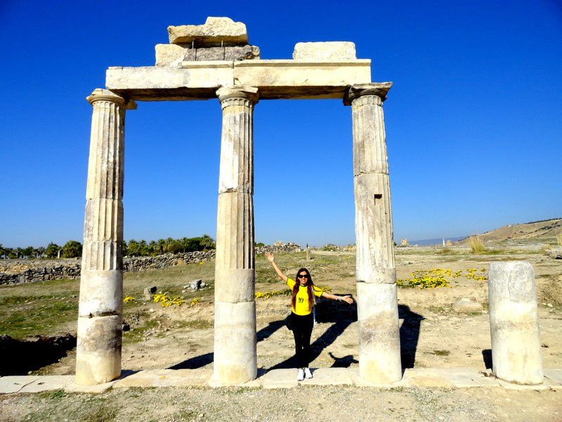 From Izmir: Private Pamukkale (Hierapolis) Tour