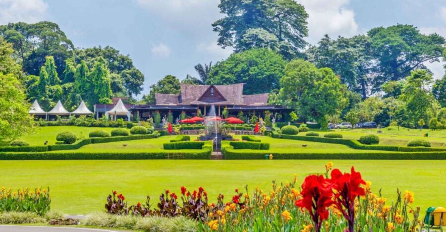 From Jakarta : Waterfall , Botanical Garden , Puppet Show - Tour Overview
