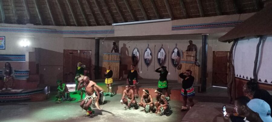 From Johannesburg: Lesedi Cultural Village & Lion Park Tour