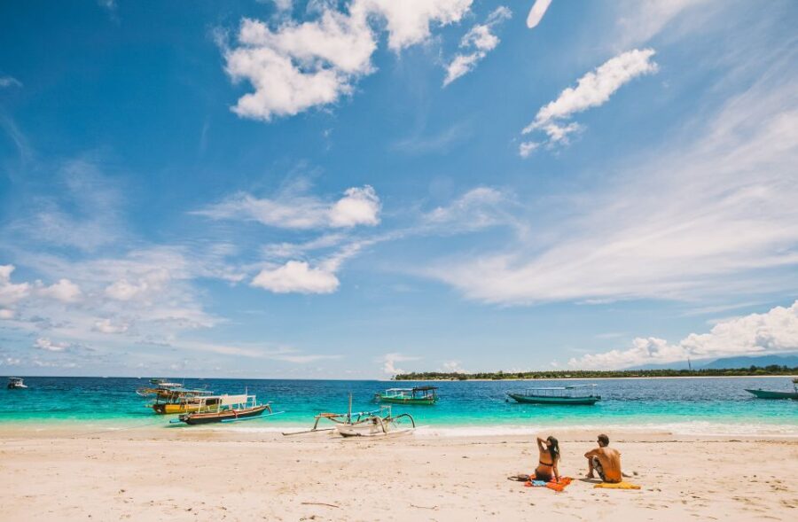 From Lombok: Private Gili Islands Trip W. Glass-Bottom Boat
