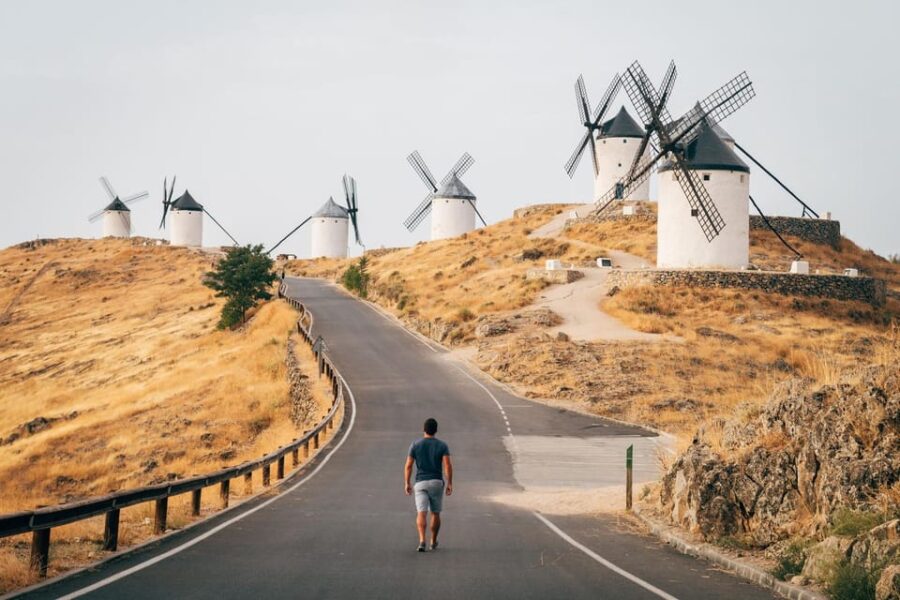 From Madrid: Day Trip to Toledo and Don Quixote Windmills