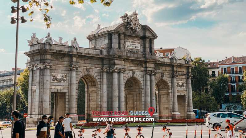 From Madrid: Walking 2 Hours