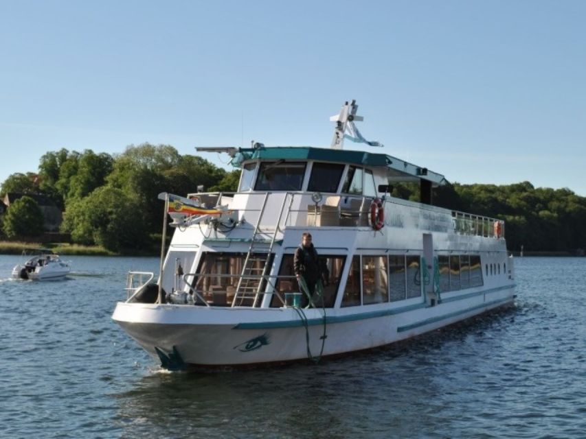 From Malchow: 5-lake Trip to Waren