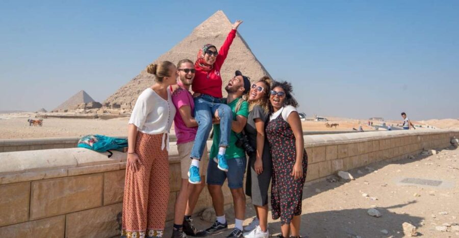 From Marsa Alam: Highlights Trip to Cairo and Giza by Plane