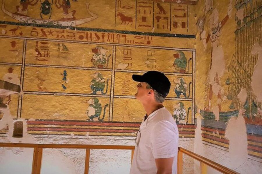 From Marsa Alam: Private Day Trip to Luxor by Car