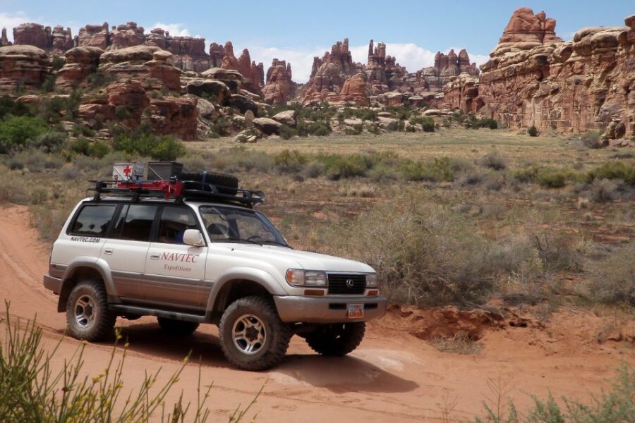 From Moab: Canyonlands Needle District 4×4 Tour