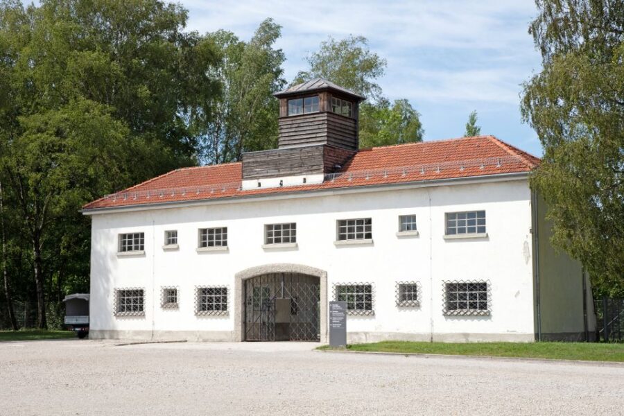 From Munich: Dachau Concentration Camp Private Tour by Car