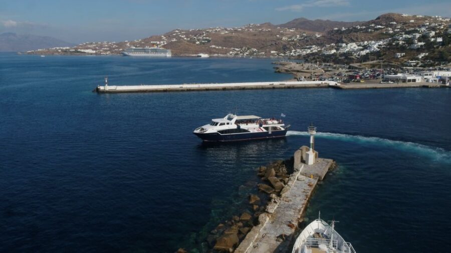 From Mykonos: Paradise Beach Boat Trip