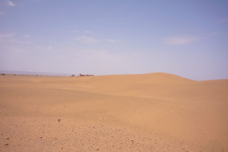 From Ouarzazate: 2-Day Erg Lihdoui and Mhamid Desert Tour