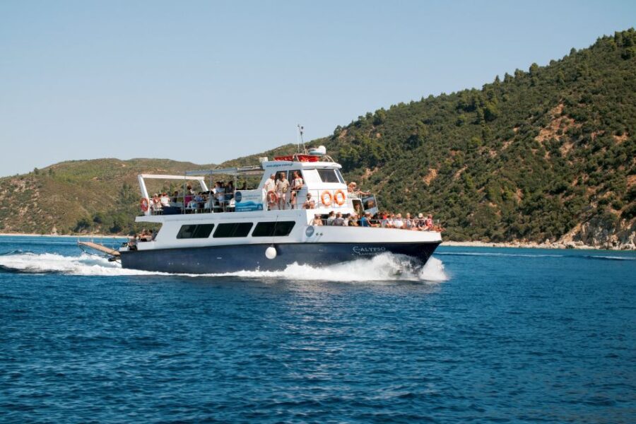 From Ouranoupolis: Cruise to Mount Athos Monasteries
