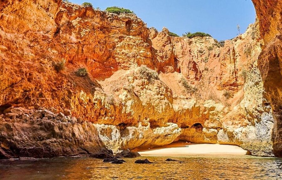 From Portimão to Paradise 90 Min Private Tour