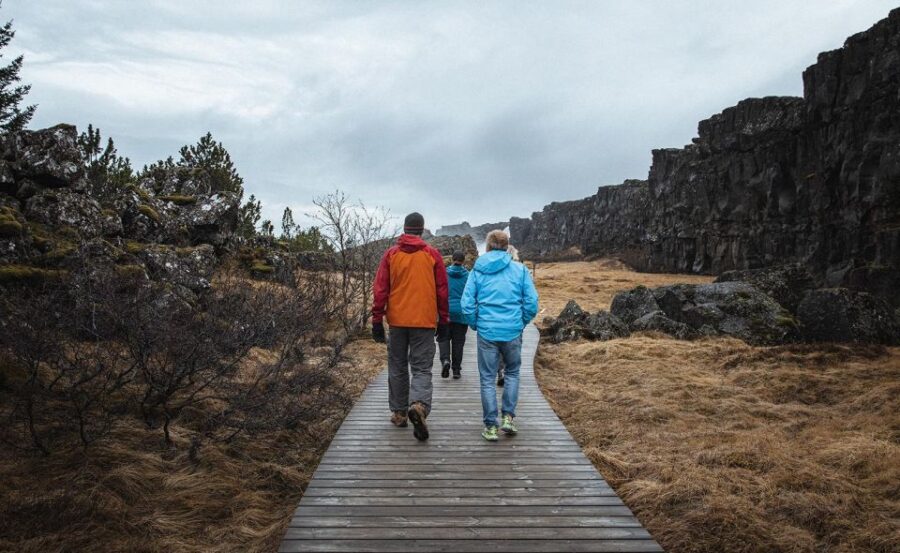 From Reykjavik: Golden Circle Private Tour & Photographs - Tour Overview and Pricing