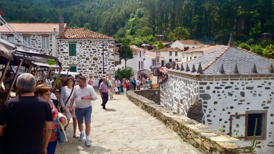 From Santiago: Fuciño Do Porco Hiking Tour