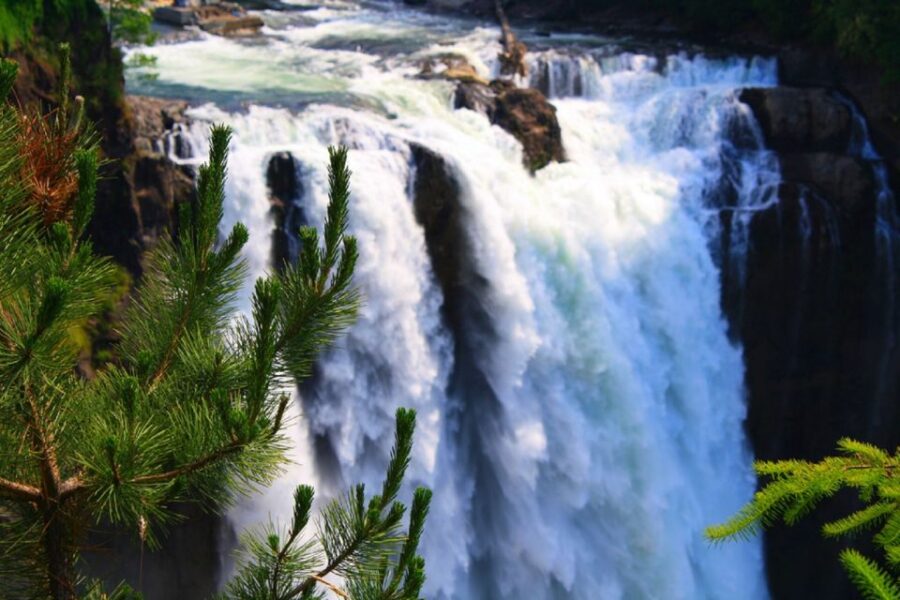 From Seattle: Snoqualmie Falls & Woodinville Wine Tasting - Tour Overview