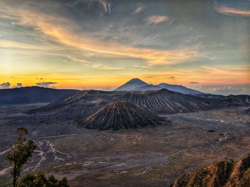 From Surabaya or Malang: Mount Bromo Sunrise 1-Day Trip - Trip Overview