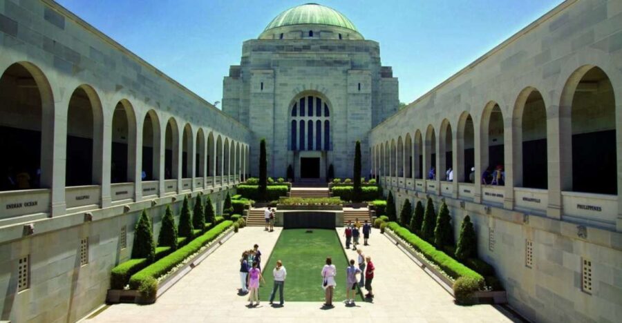 From Sydney: Canberra Day Tour