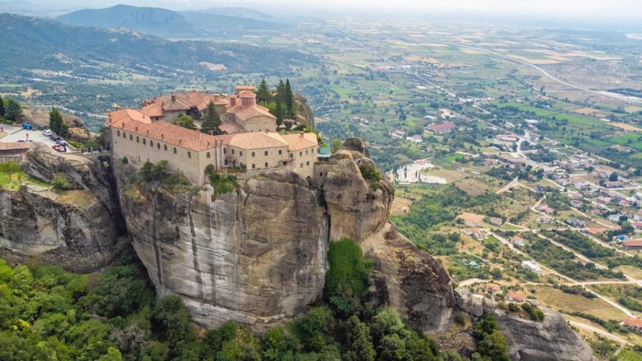From Thessaloniki: Byzantine Walks Meteora Monasteries - Tour Overview