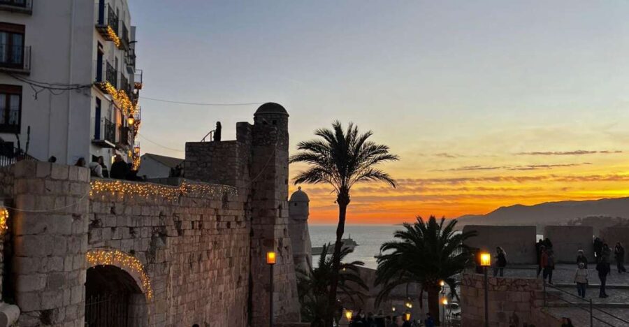 From Valencia: Day Trip to Peñíscola With Castle Visit