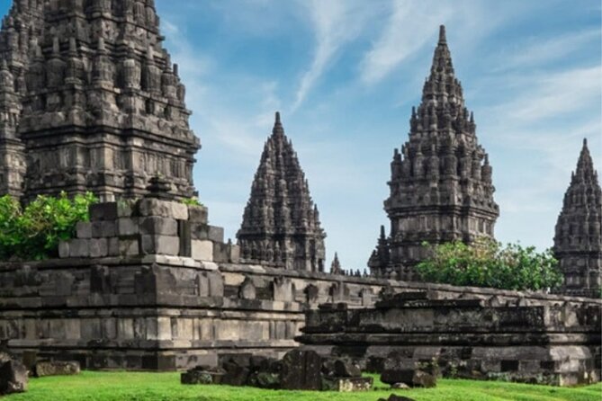 From Yogyakarta: Borobudur and Prambanan Temples in 1 Day - Pickup Details