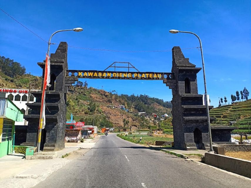 From Yogyakarta: Golden Sunrise Dieng Plateau Trip Full Day