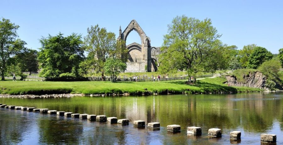 From York: Herriot and Yorkshire Dales Day Trip - Tour Overview