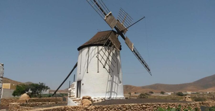 Fuerteventura: Full Day Tour With Lunch