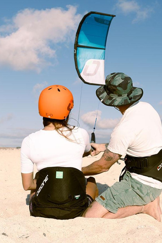 Fuerteventura: Kitesurfing Beginner Course