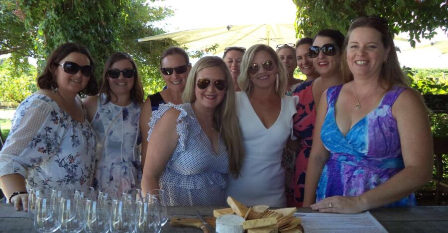 Full-Day Swan Valley Wineries With Lunch and River Cruise