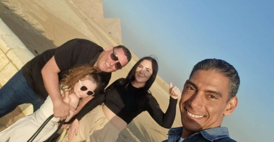 Full Day Tour to Giza Pyramids & Sphinx, Saqqara and Memphis