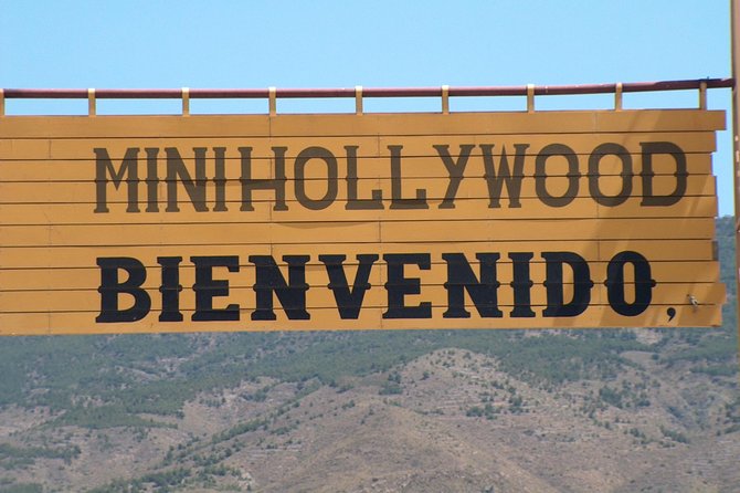 Full-Day Western Theme Park Tour of Mini Hollywood – Oasys