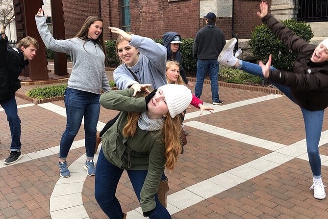Fun Scavenger Hunt in St. Catharines by Zombie Scavengers