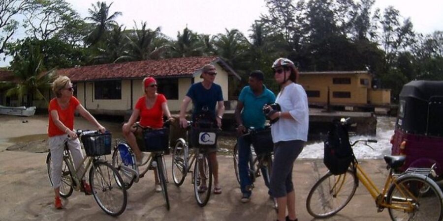 Galle Urban Exploration: Fort and City Cycling Adventure