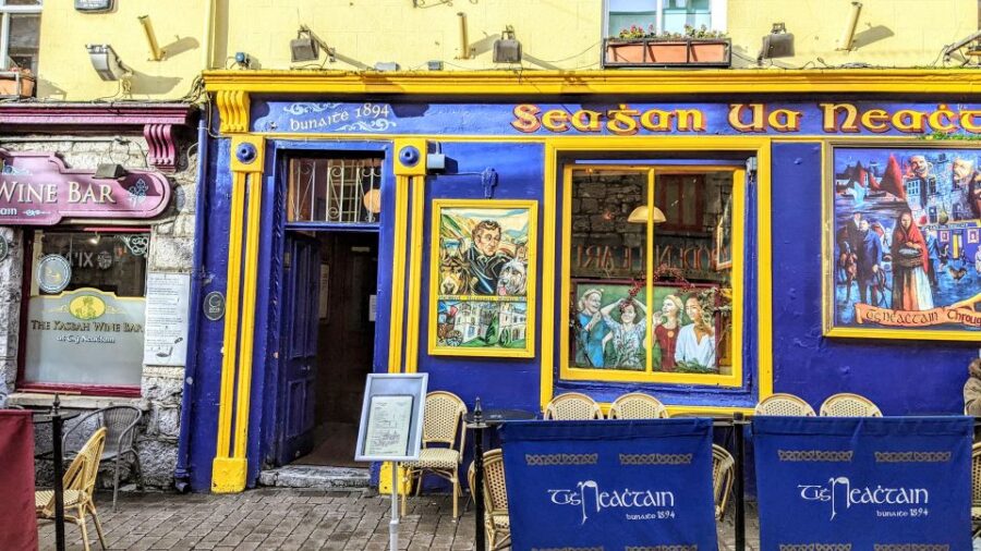 Galway: Old Town Self-Guided Walking Tour