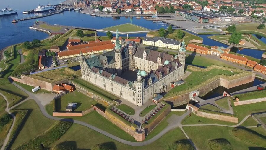 Gems of Helsingør – Private Walking Tour for Couples