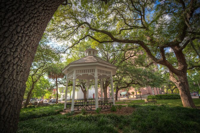 Generals and Generalities Pub Crawl in Savannah
