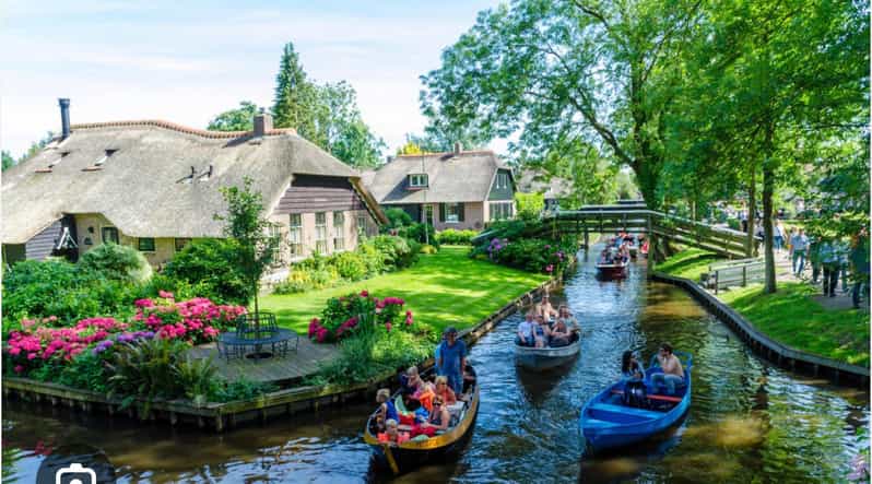 Giethoorn: Private Tour 6 HOURS