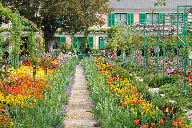 Giverny and Monets Garden Half-Day Trip From Paris - Tour Overview