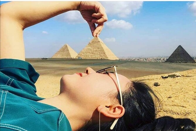 Giza Pyramids & Egyptian Museum Day Tour