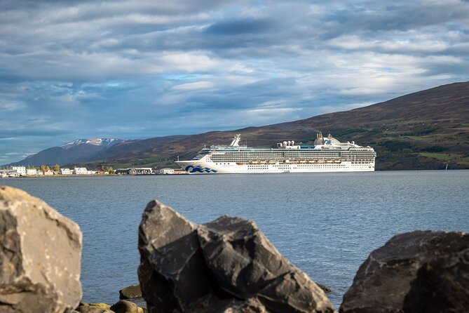Godafoss Waterfall & Geothermal Baths From Akureyri Port