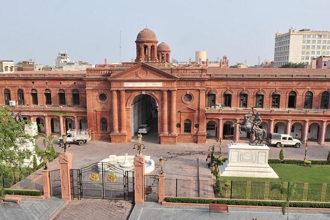 Golden Temple, Jallianwala Bagh, Partition Museum & Wagha Border – #Travellouge