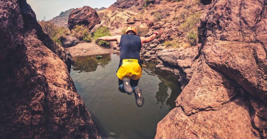Gran Canaria: Canyoning Adventures at Rainbow Rocks Ravine