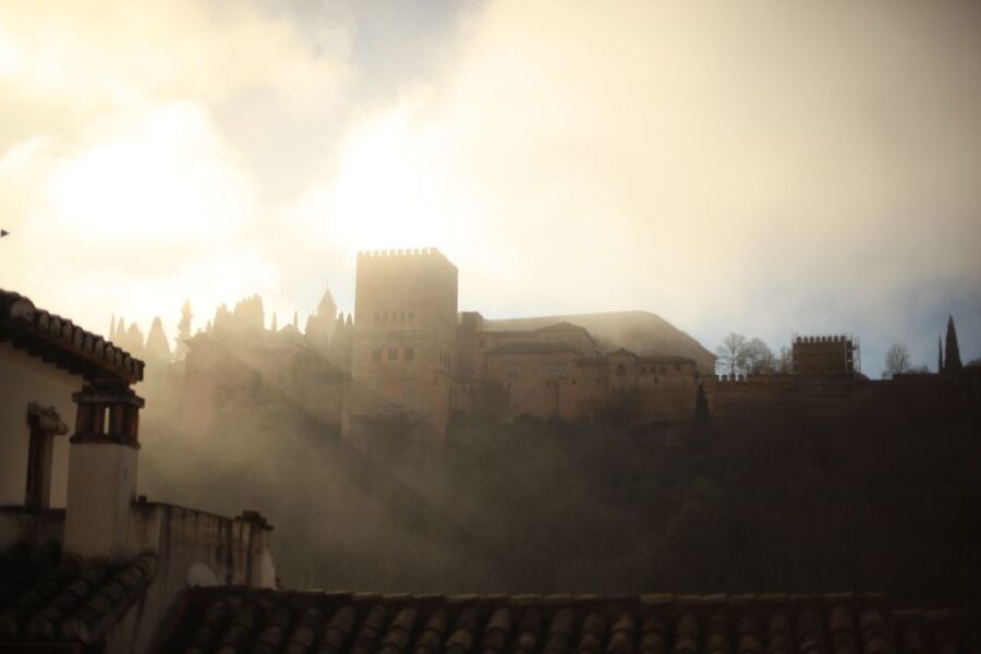 Granada: Albaicin and Sacromonte Electric Bike Tour